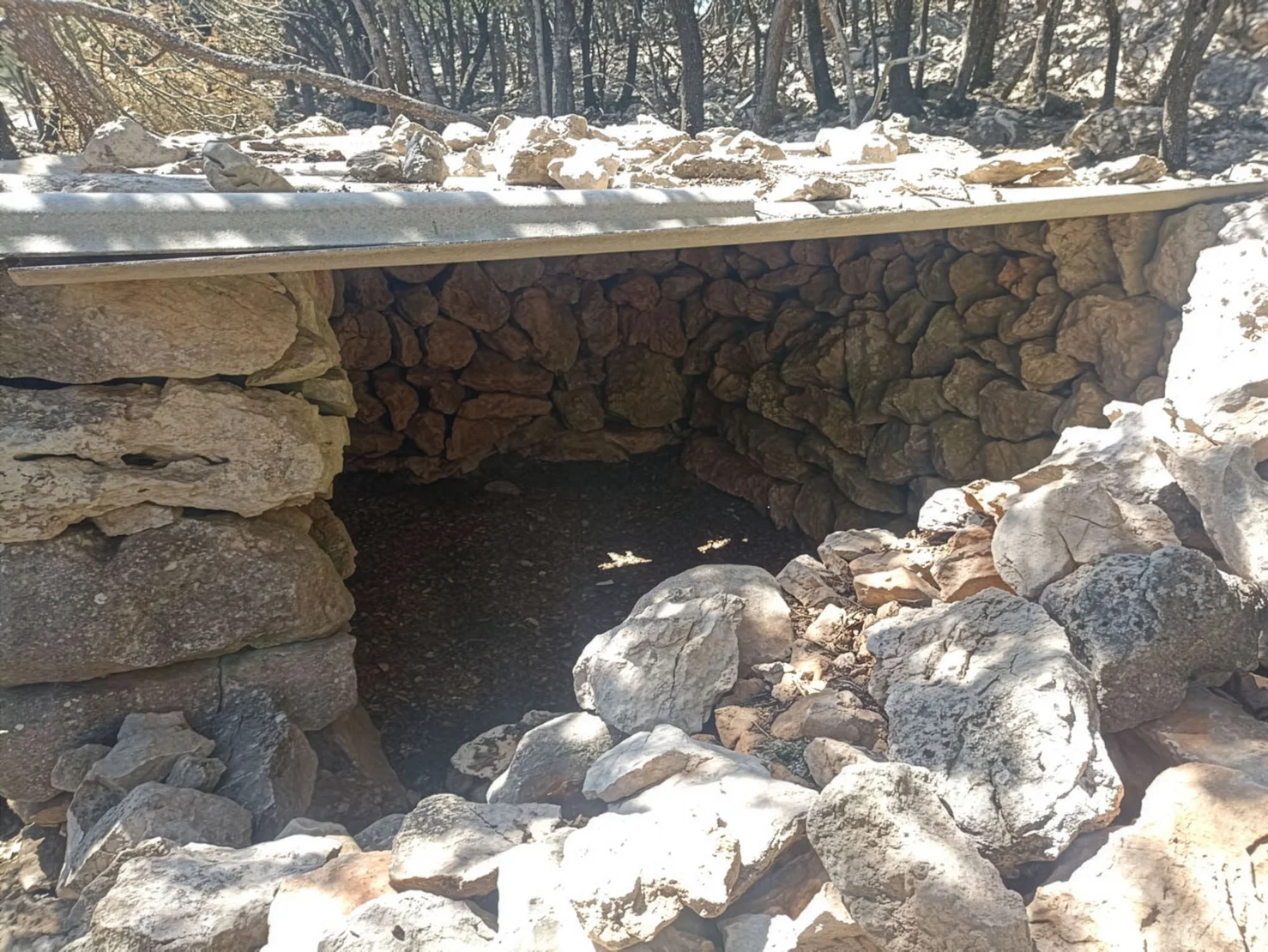Gr 221 Refugio
