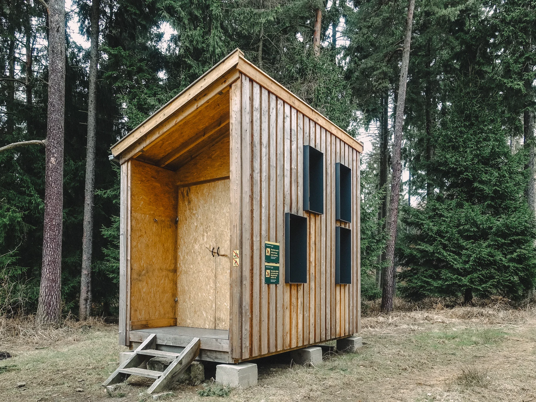Forsteig Elbsandstein Lesni Stezka Labske Piskovce Nalehko 01 22