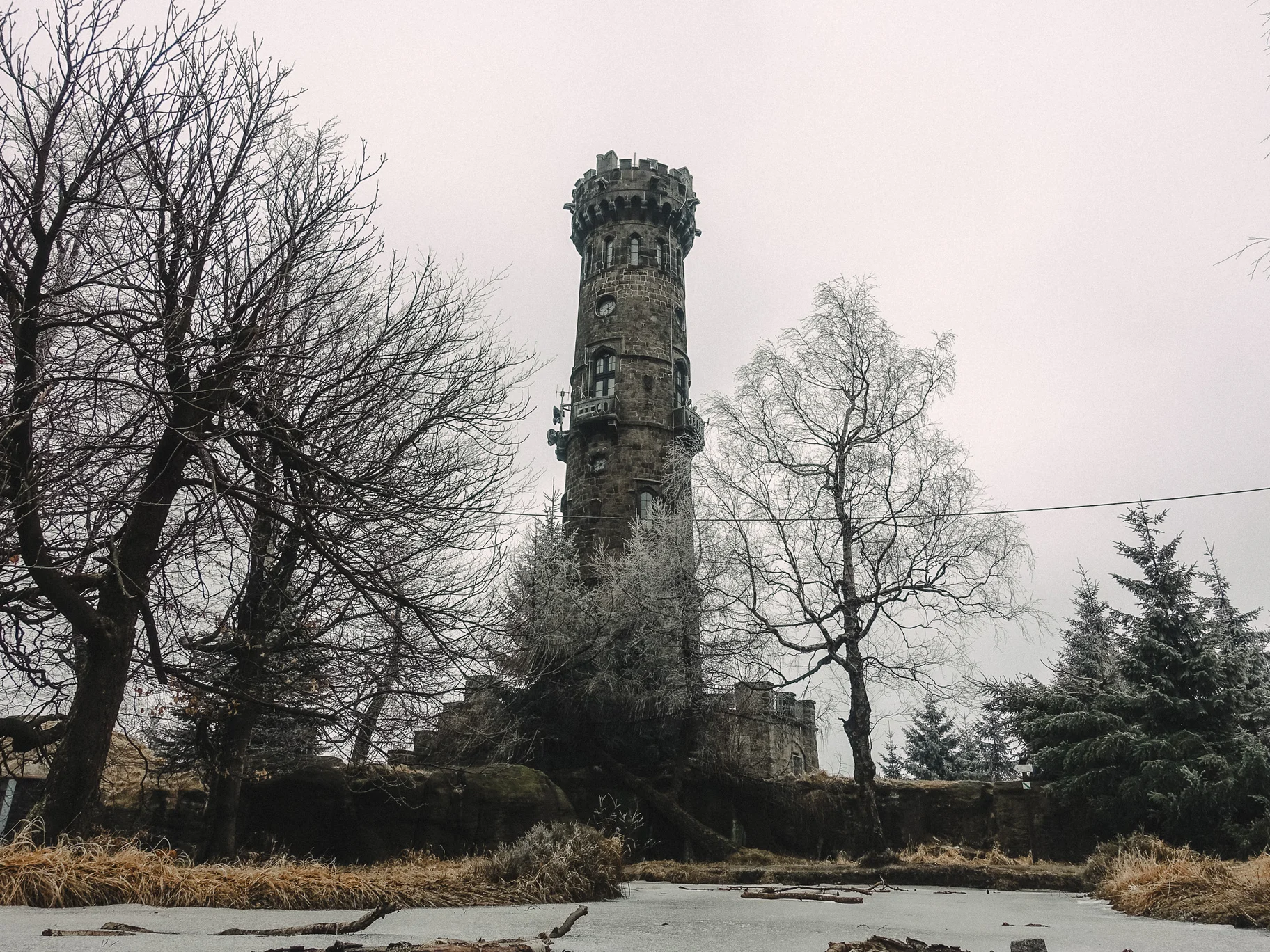 Forsteig Elbsandstein Lesni Stezka Labske Piskovce Nalehko 01 20