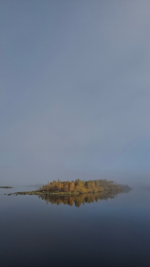 Dalkovy Trek Kungsleden Ranni Mlha