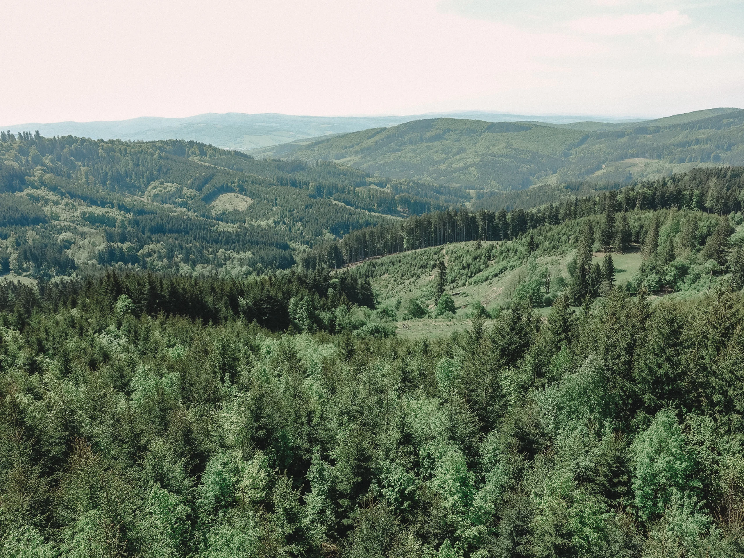 Prechod Bile Karpaty Nalehko 01 23