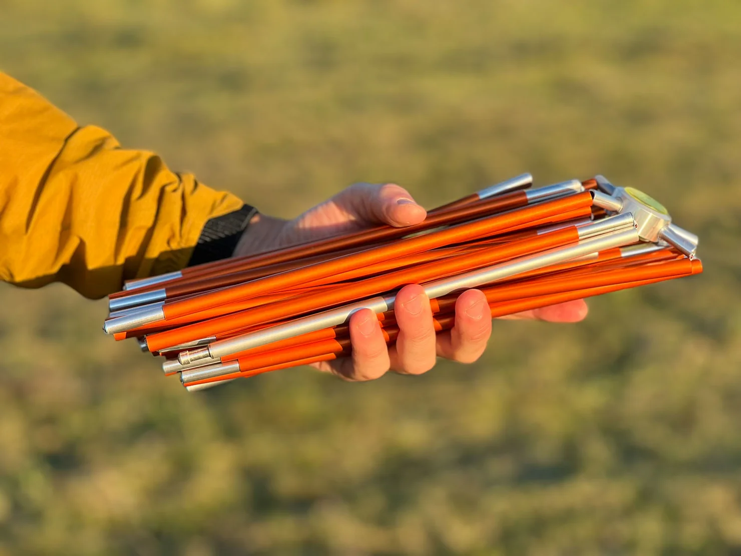 Detail zkrácených duralových tyček DAC Shortstik pro bikepacking