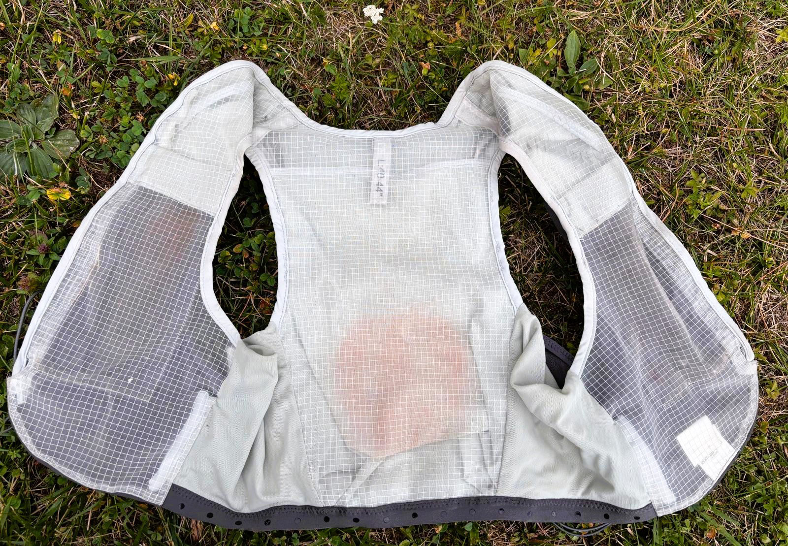 Recenze Vesta Rab Veil 12