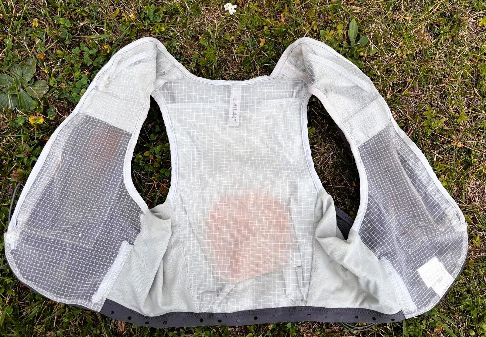 Recenze Vesta Rab Veil 12