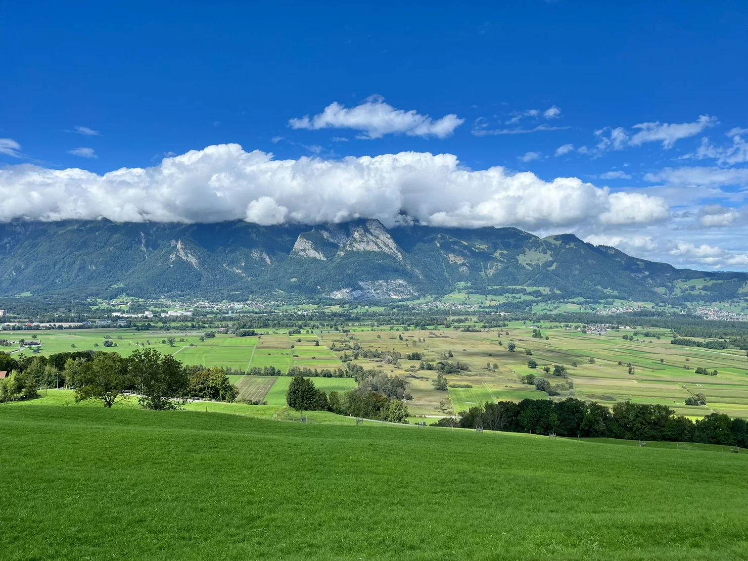 Liechtensteiner Panoramaweg 8