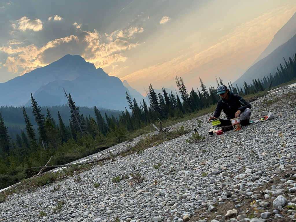 Great Divide Trail Vareni Pod Oblaky Dymu