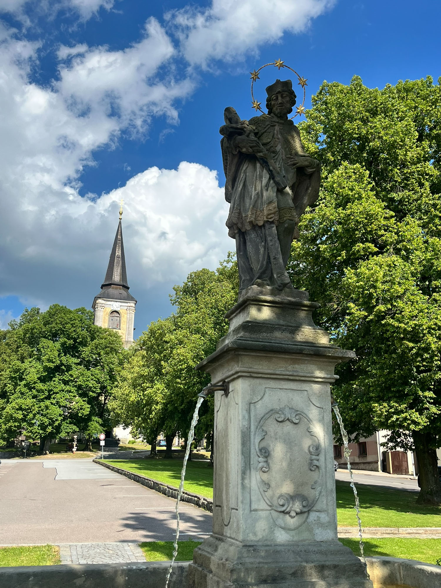Trhova Kamenice