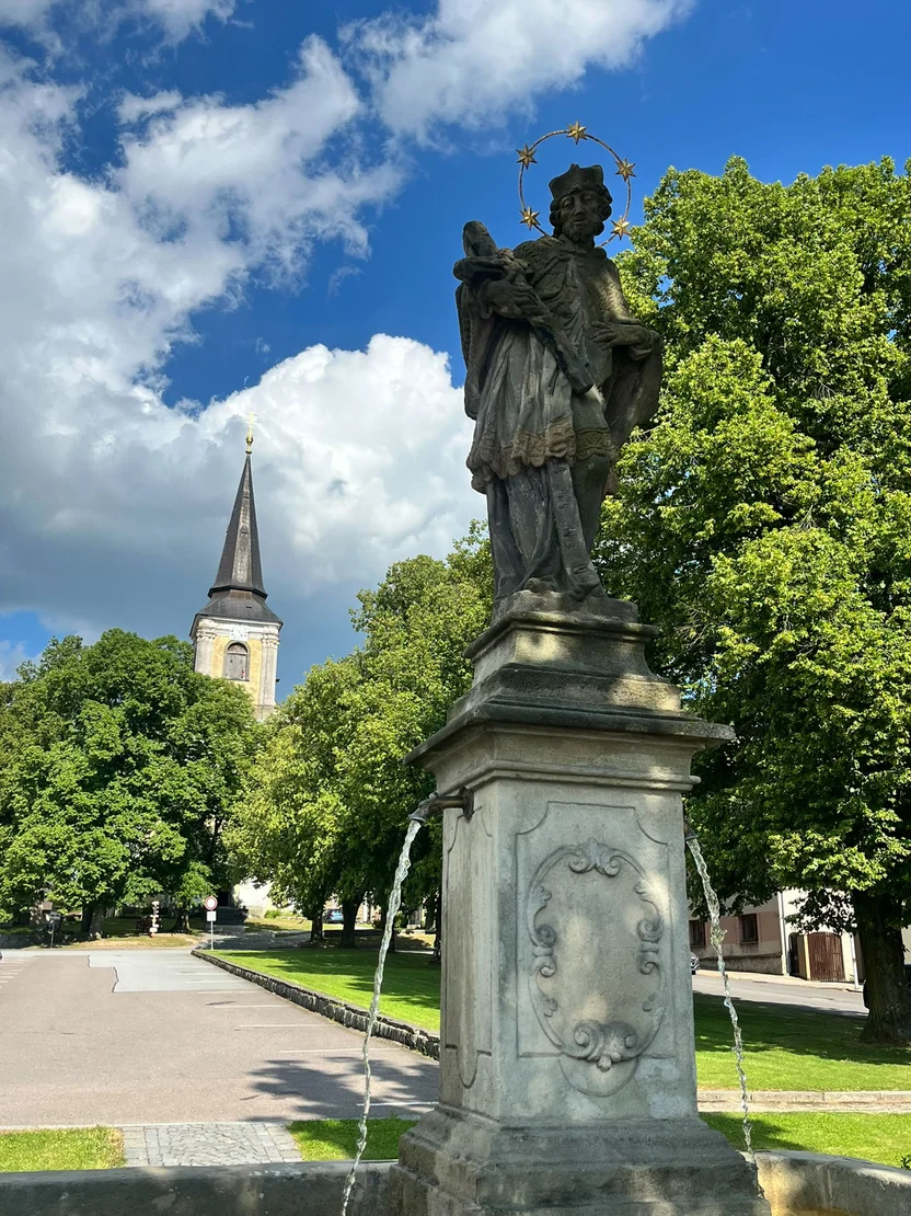 Trhova Kamenice